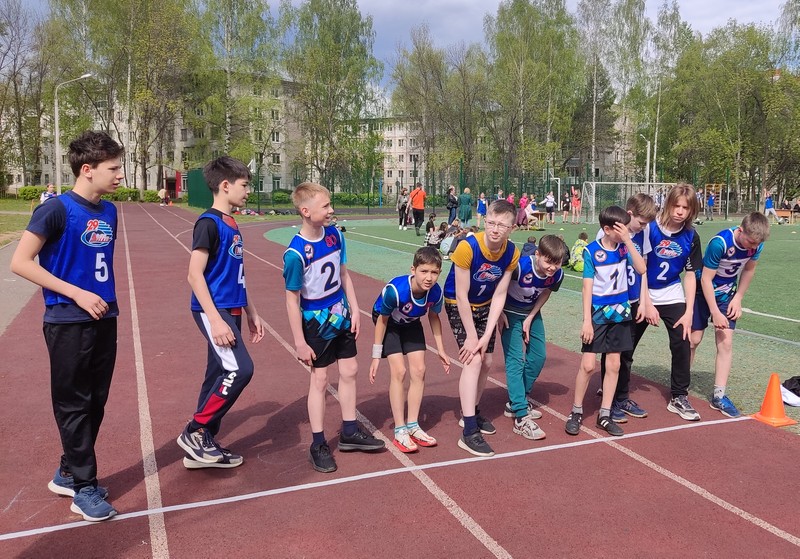 Первенство Октябрьского района по легкоатлетическим многоборьям среди учащихся начальной школы и 5-6 классов.